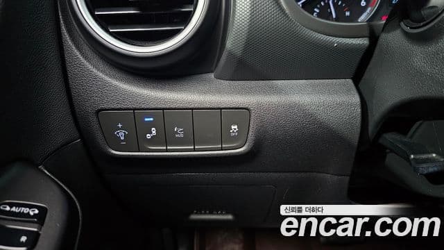 Hyundai Kona Modern Art, 2018 14