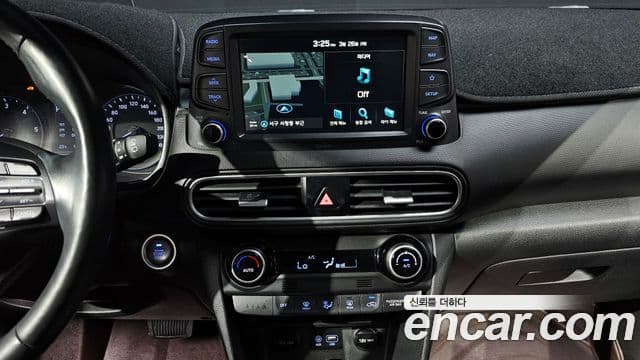 Hyundai Kona Modern Art, 2018 15