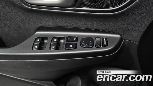 Hyundai Kona Modern Art, 2018 18