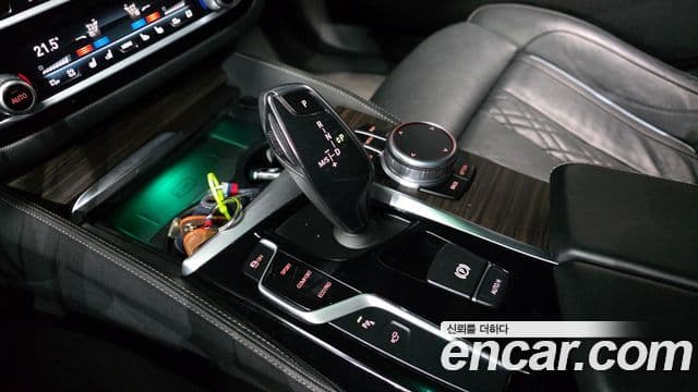 BMW 5시리즈 (G30) 530i M Sport Plus, 2018 9