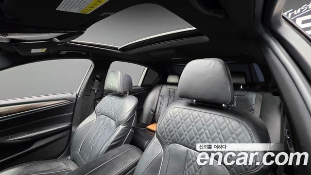 BMW 5시리즈 (G30) 530i M Sport Plus, 2018 12