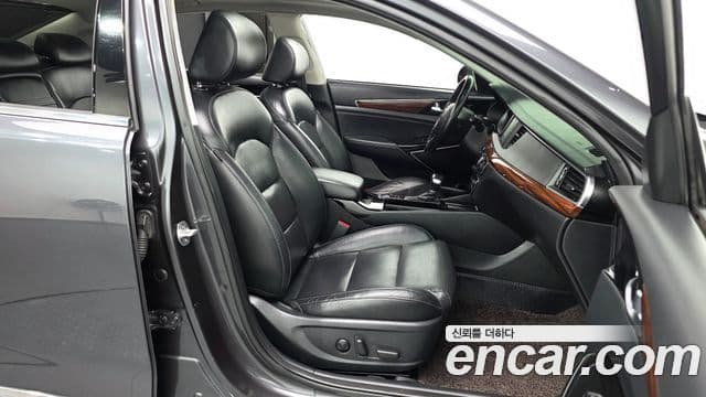 Kia All New K7 Prestige, 2016 10