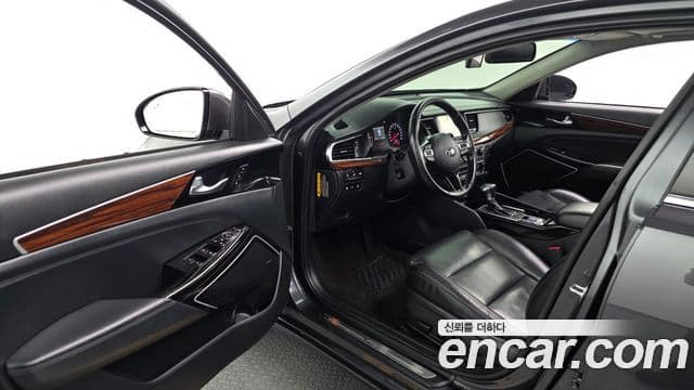 Kia All New K7 Prestige, 2016 11