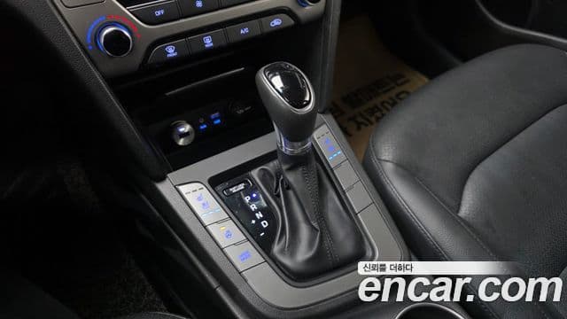 Hyundai Avante AD Special, 2016 9