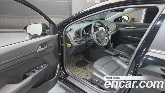 Hyundai Avante AD Special, 2016 10