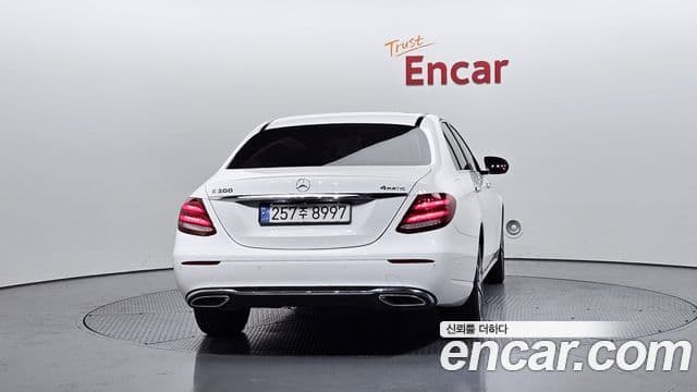 Mercedes-Benz E-класс W213 Avantgarde, 2019 4