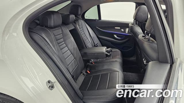 Mercedes-Benz E-класс W213 Avantgarde, 2019 12