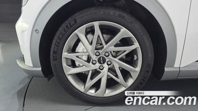 Genesis GV60 Standard AWD, 2022 все фото