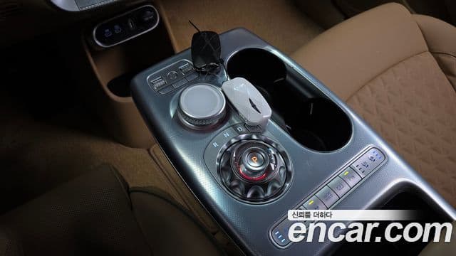 Genesis GV60 Standard AWD, 2022 9