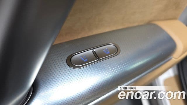 Genesis GV60 Standard AWD, 2022 17