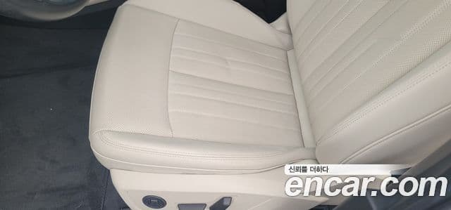 Audi A6 (C8) Premium, 2023 10