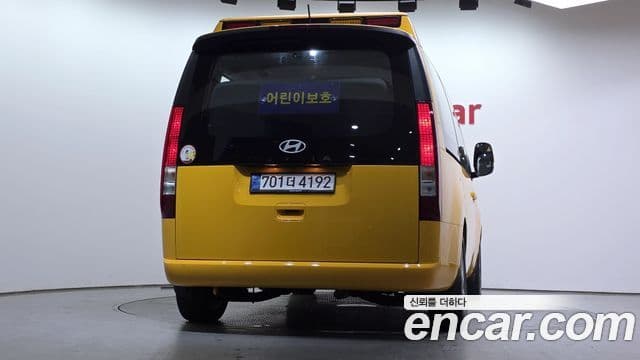 Hyundai Staria 15인승, 2025 4