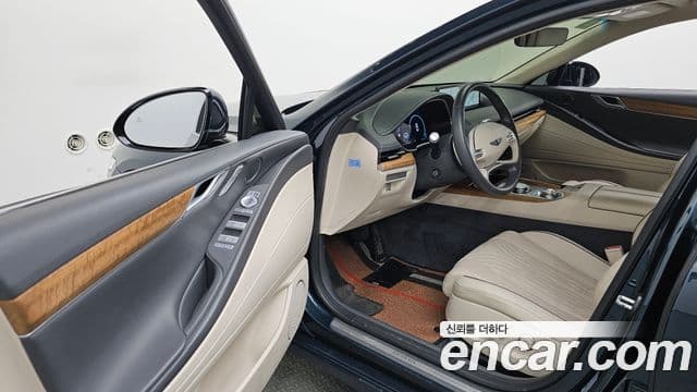 Genesis G80 (RG3) бензин 2.5 турбо AWD, 2023 10