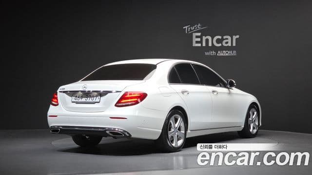 Mercedes-Benz E-класс W213 Avantgarde, 2017 2