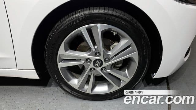 Hyundai Avante AD 1.6 GDI Value Plus, 2018 все фото