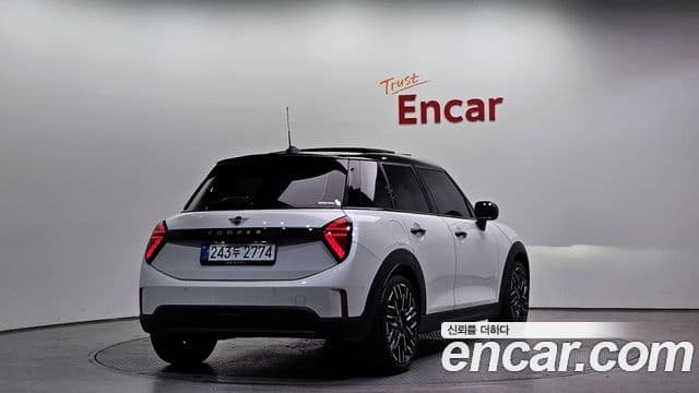 Mini Cooper S 4세대 5도어 favored, 2025 2