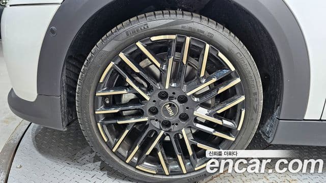 Mini Cooper S 4세대 5도어 favored, 2025 все фото