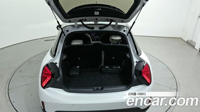 Mini Cooper S 4세대 5도어 favored, 2025 20