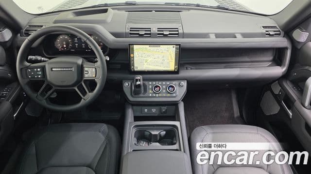 Land Rover Defender (L663) 130 P400 outbound, 2024 4