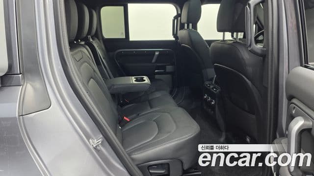 Land Rover Defender (L663) 130 P400 outbound, 2024 все фото