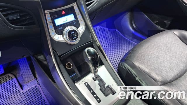 Hyundai Avante MD Luxury, 2011 9