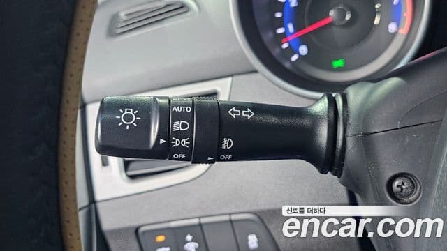 Hyundai Avante MD Luxury, 2011 15