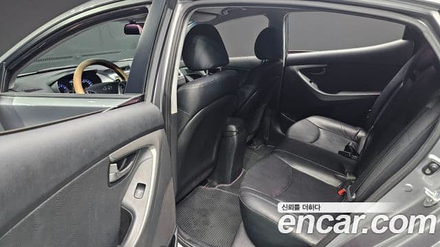 Hyundai Avante MD Luxury, 2011 18