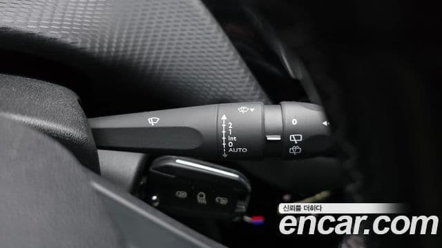 Peugeot 2008 1.5 BlueHDi Allure, 2019 18