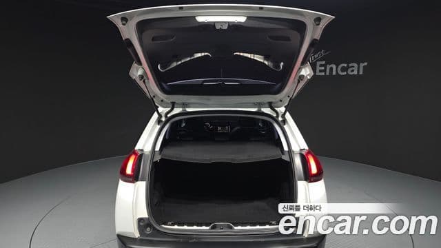 Peugeot 2008 1.5 BlueHDi Allure, 2019 20