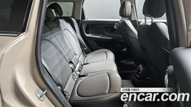 Mini Cooper Countryman 2세대, 2023 12