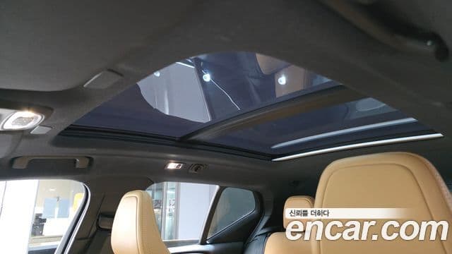 Volvo XC40 B4 Inscription, 2021 19