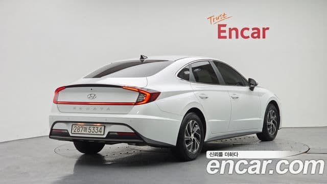 Hyundai Sonata гибрид (DN8) Modern, 2022 2