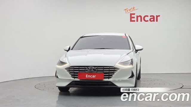 Hyundai Sonata гибрид (DN8) Modern, 2022 3