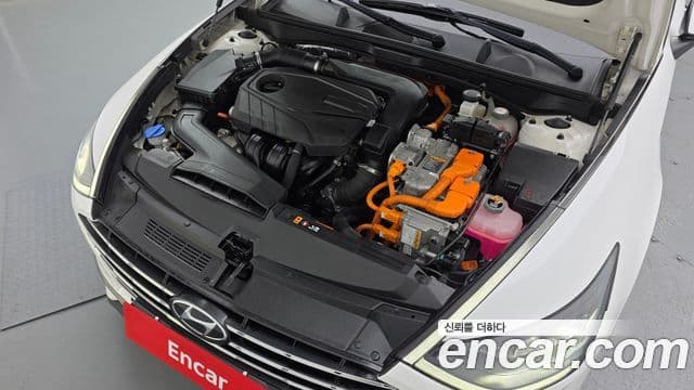 Hyundai Sonata гибрид (DN8) Modern, 2022 6
