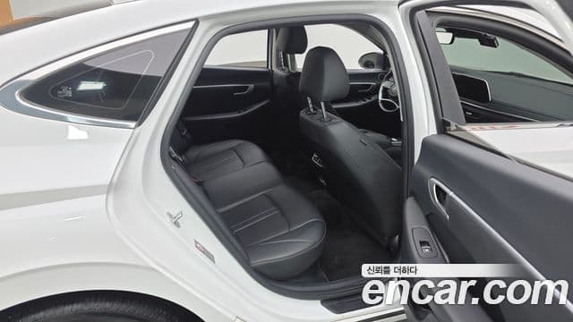 Hyundai Sonata гибрид (DN8) Modern, 2022 12