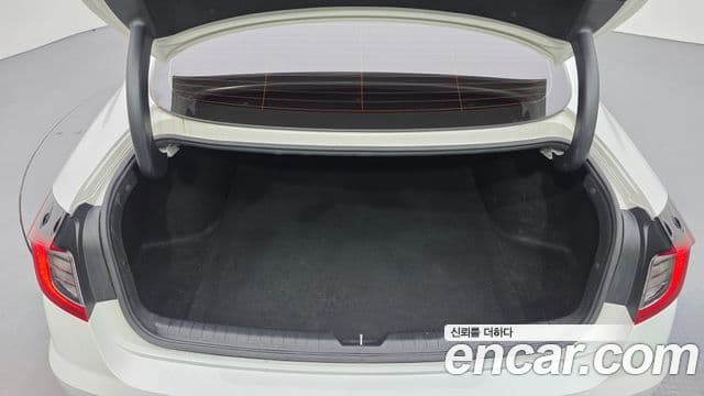 Hyundai Sonata гибрид (DN8) Modern, 2022 20