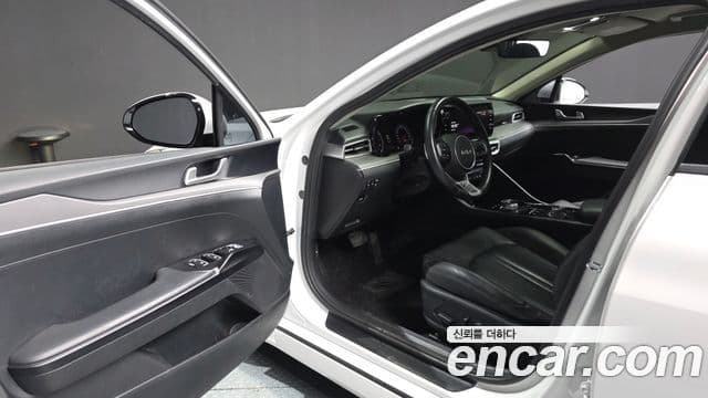 Kia K5 3세대 Trendy, 2023 10