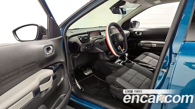Ситроен / DS C4 Cactus 1.5 BlueHDi Shine, 2019 12