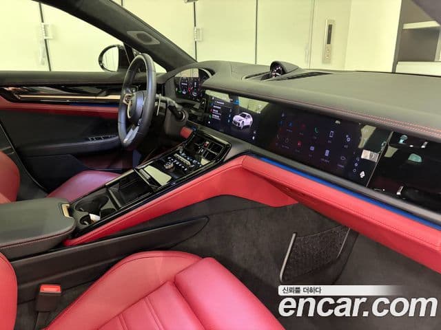 Porsche Panamera (976) 4.0 турбо E-гибрид, 2024 9