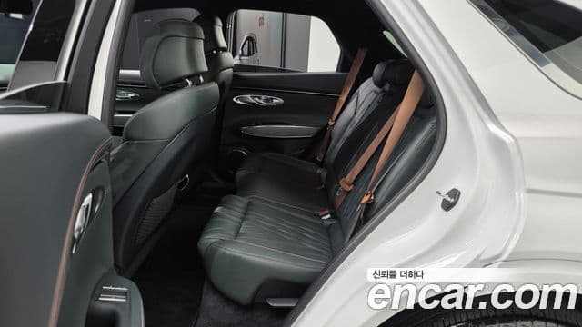 Genesis GV70, 2023 12