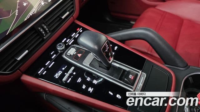 Porsche Cayenne (PO536) 3.0 купе, 2022 9