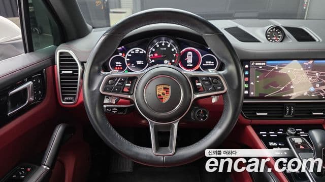 Porsche Cayenne (PO536) 3.0 купе, 2022 13