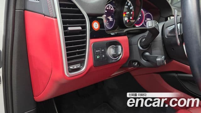 Porsche Cayenne (PO536) 3.0 купе, 2022 15