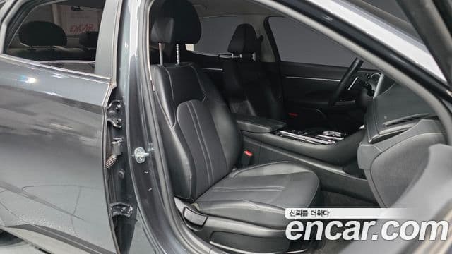 Hyundai Sonata (DN8) Premium Family, 2021 10