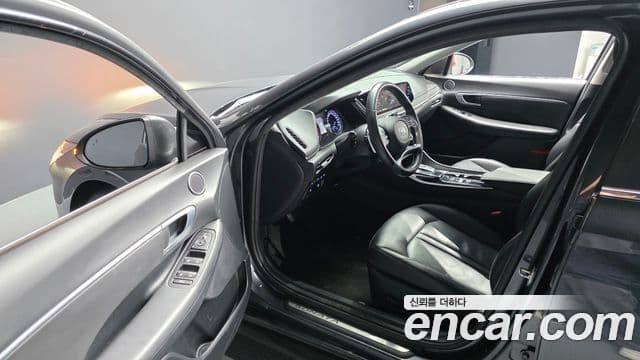 Hyundai Sonata (DN8) Premium Family, 2021 11