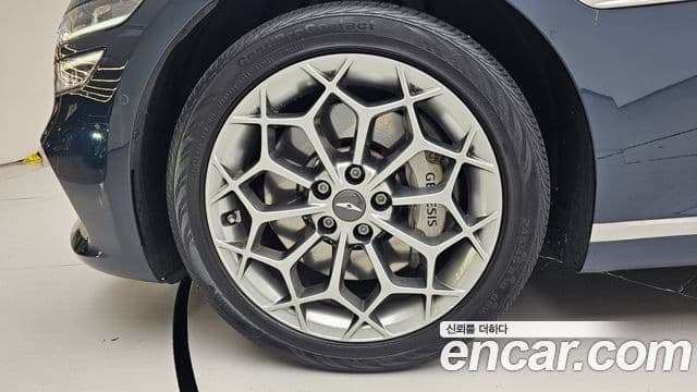 Genesis G80 (RG3) бензин 2.5 турбо AWD, 2022 все фото