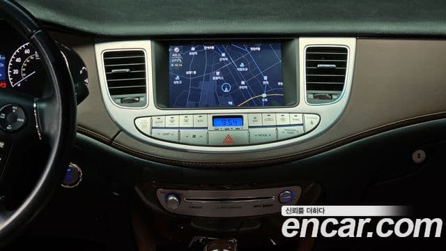 Hyundai Genesis 3.8 экспортная версия, 2011 14