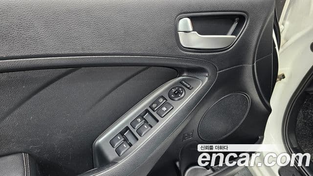 Kia K3 Trendy, 2015 17