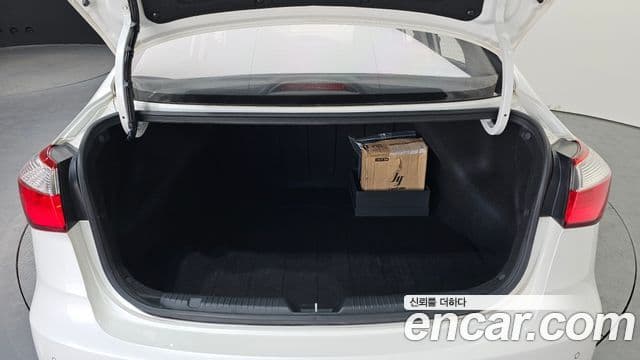 Kia K3 Trendy, 2015 20