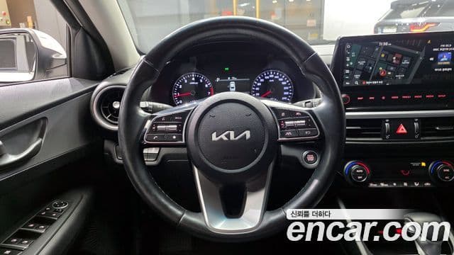 Kia The / новый New K3 2세대 Prestige, 2022 13